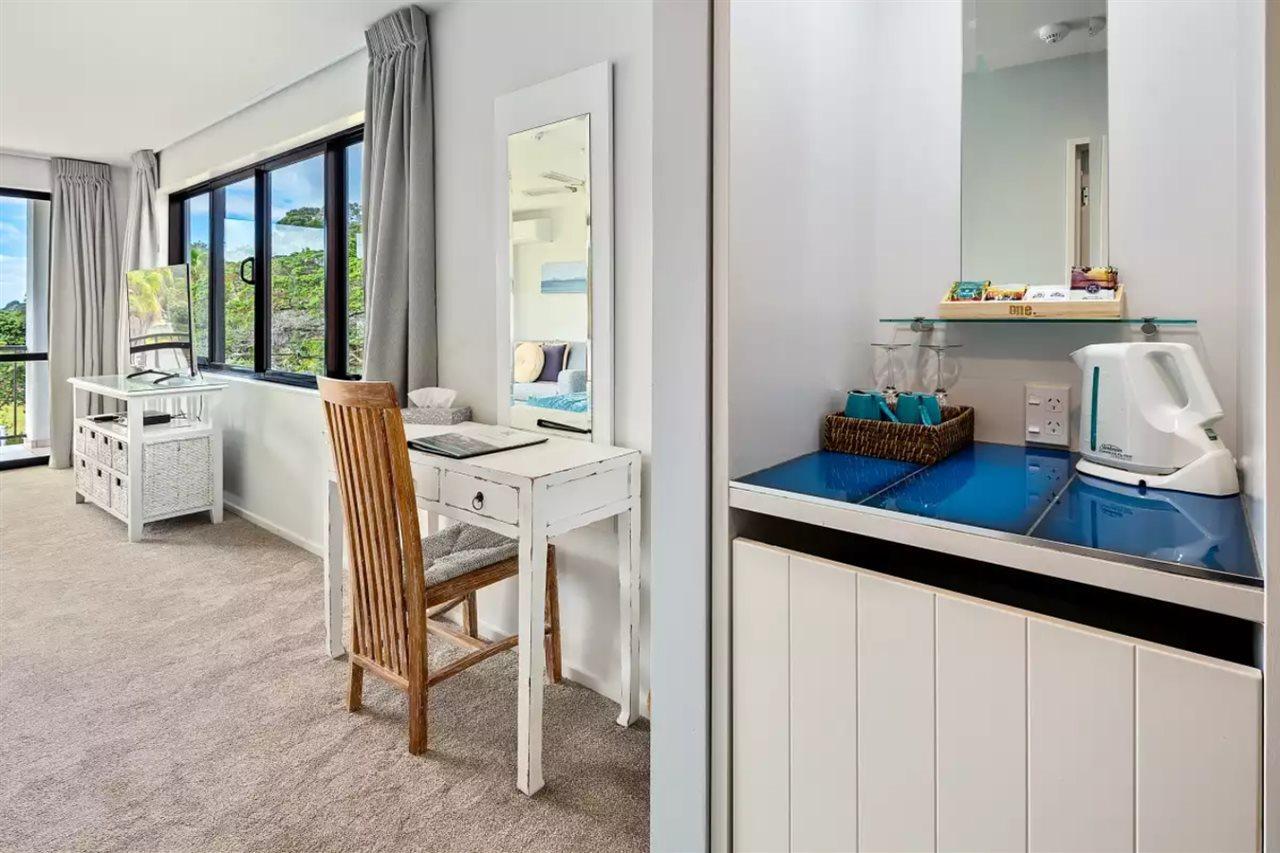 Quality Oceans Hotel